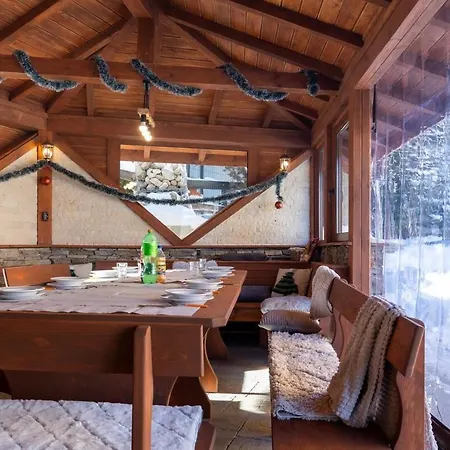 Dream With A Mountain View 아파트 반스코